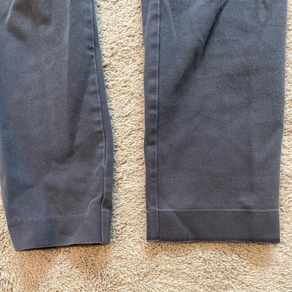 Grey pants - Picture 2 of 3